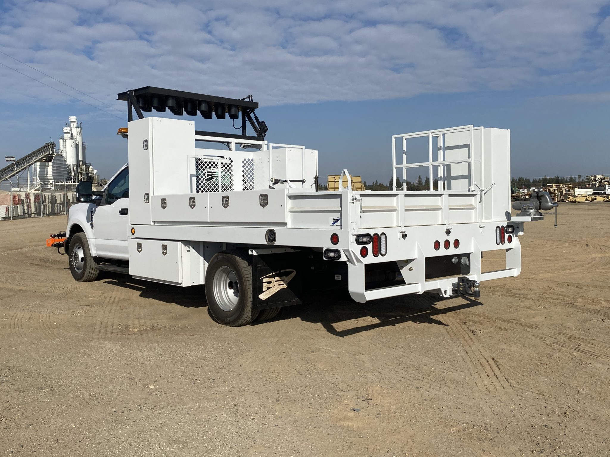 Truck Bodies & Equipment PB Loader